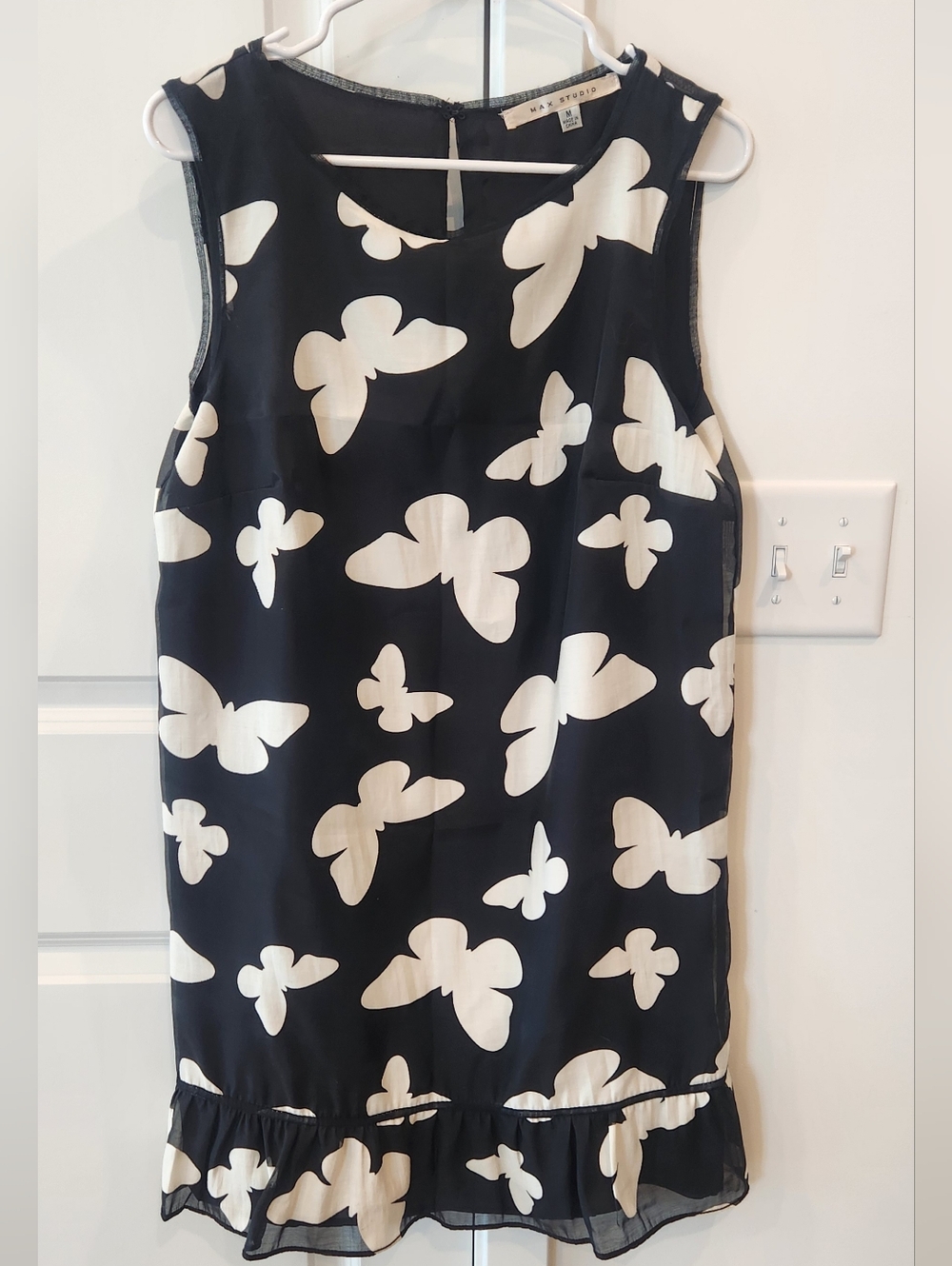 Max Studio Black and White Butterfly Shift Dress